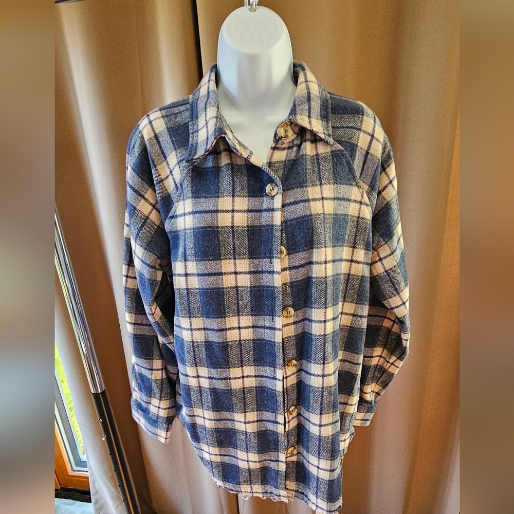 Blu Pepper Blue & Cream Plaid Button-Up Shacket